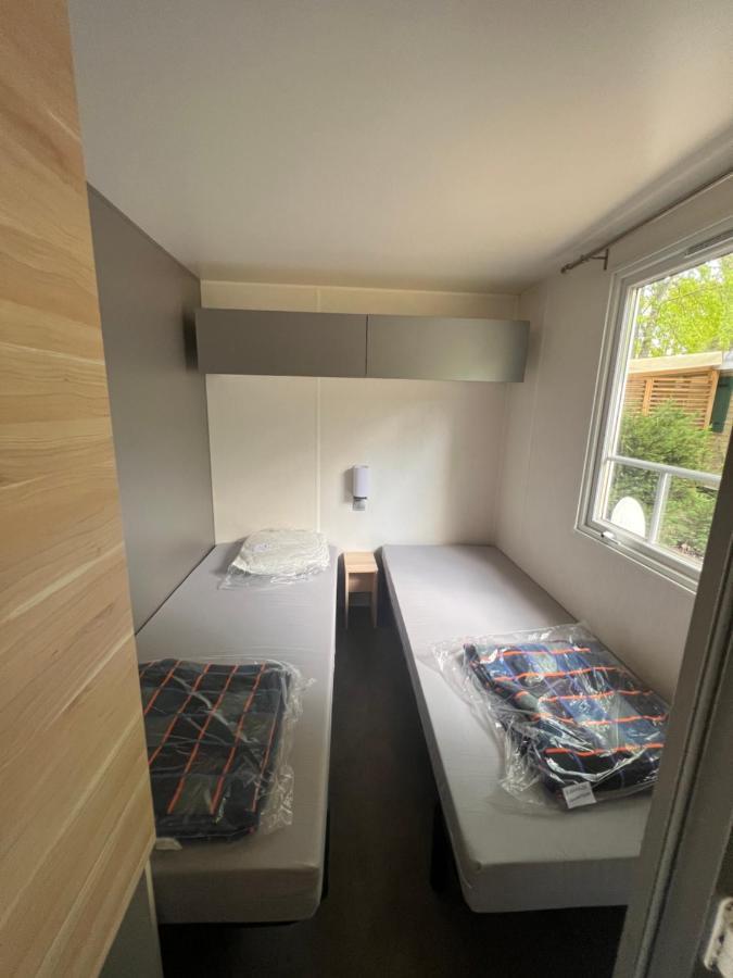 Mobil Home Du Lac - Camping 4 Etoiles Aureilhan  ภายนอก รูปภาพ