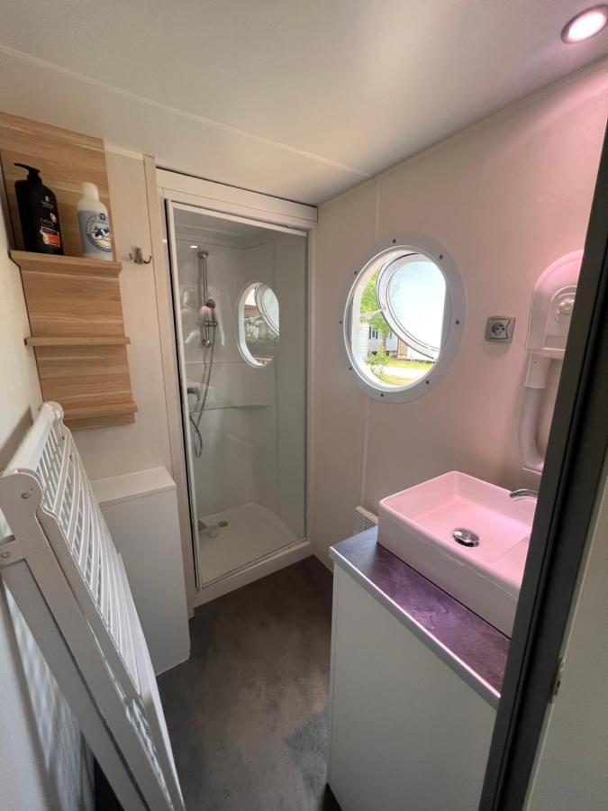 Mobil Home Du Lac - Camping 4 Etoiles Aureilhan  ภายนอก รูปภาพ