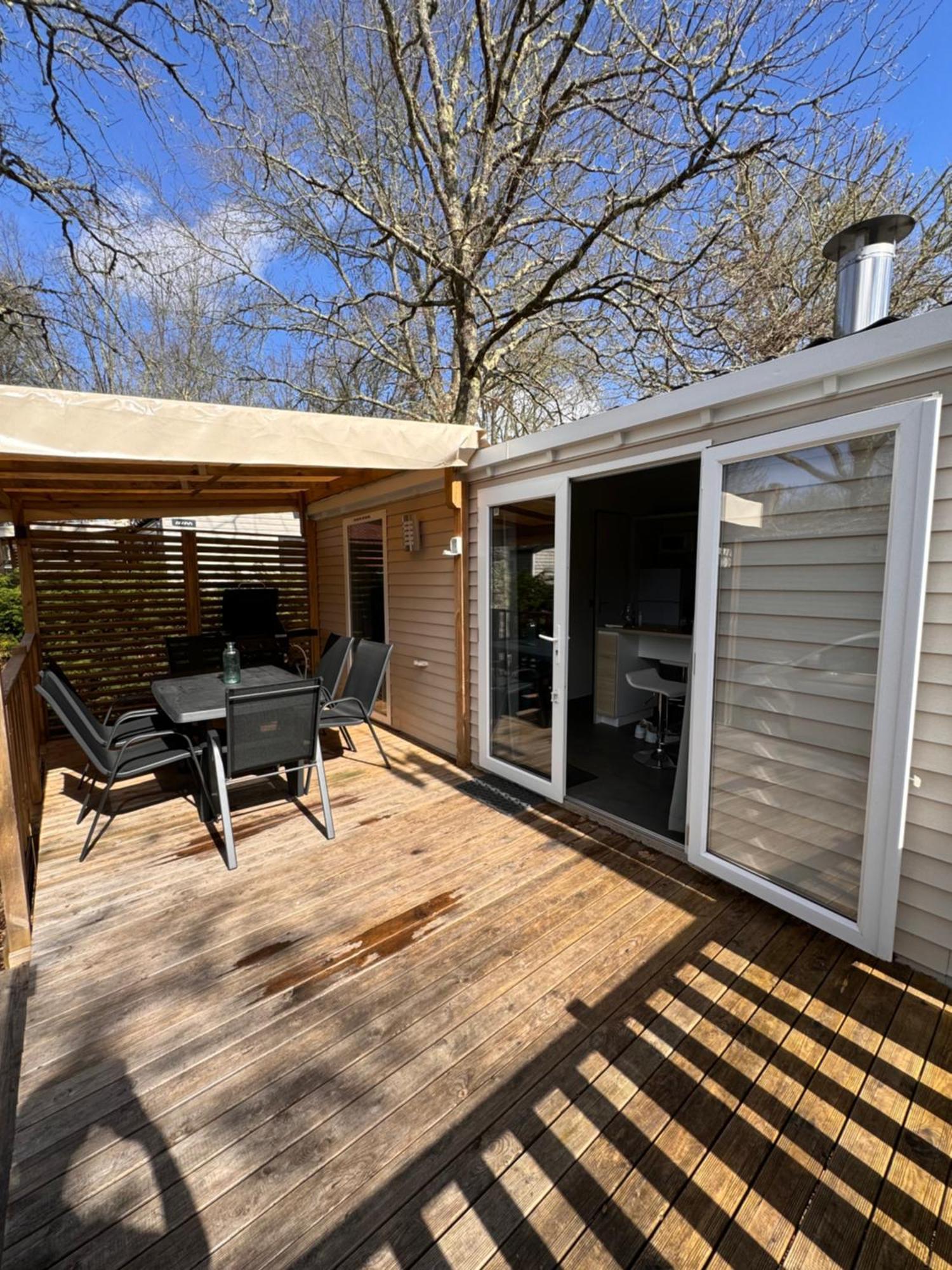 Mobil Home Du Lac - Camping 4 Etoiles Aureilhan  ภายนอก รูปภาพ